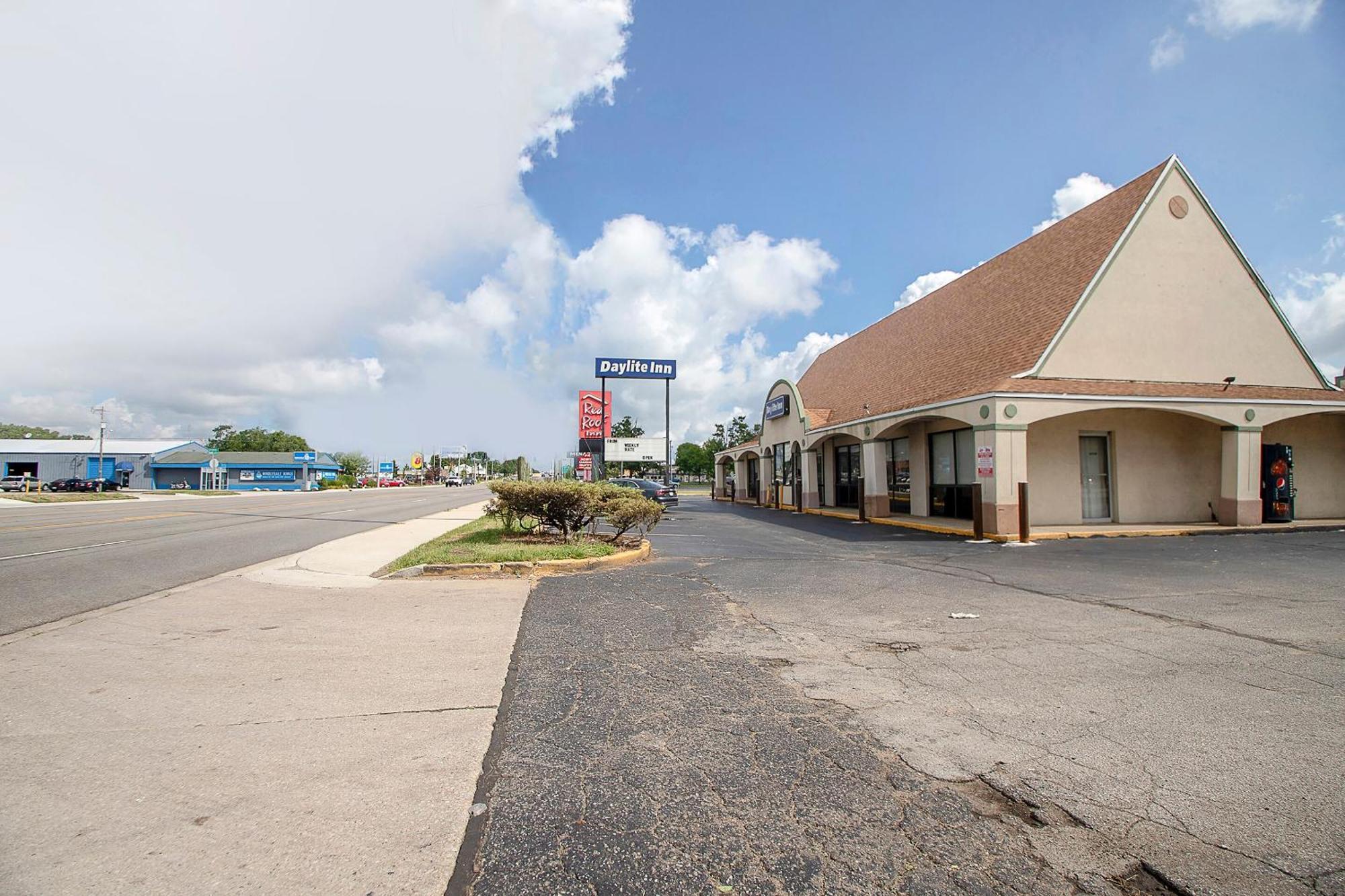 Hotel O Daylight Inn Elkhart I-90, In Buitenkant foto